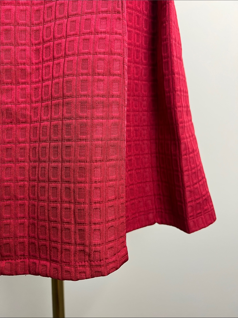 Modcloth So Sixties Dress Textured Fit N Flare Raspberry Red Womens XS Retro - Picture 7 of 8